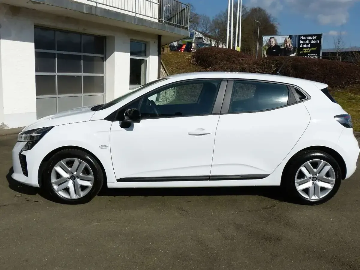 Brugt Renault Clio V Evolution 67 HK (49 kW) 2024 Hvid Sedan