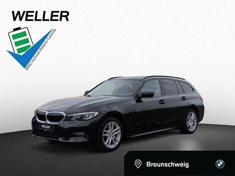 Bmw 320e xdrive touring (schwarz) Gebraucht 2021 BMW 320e Shadowline Kombi | 26.450 € (Fairer Preis) - Bild 1/4