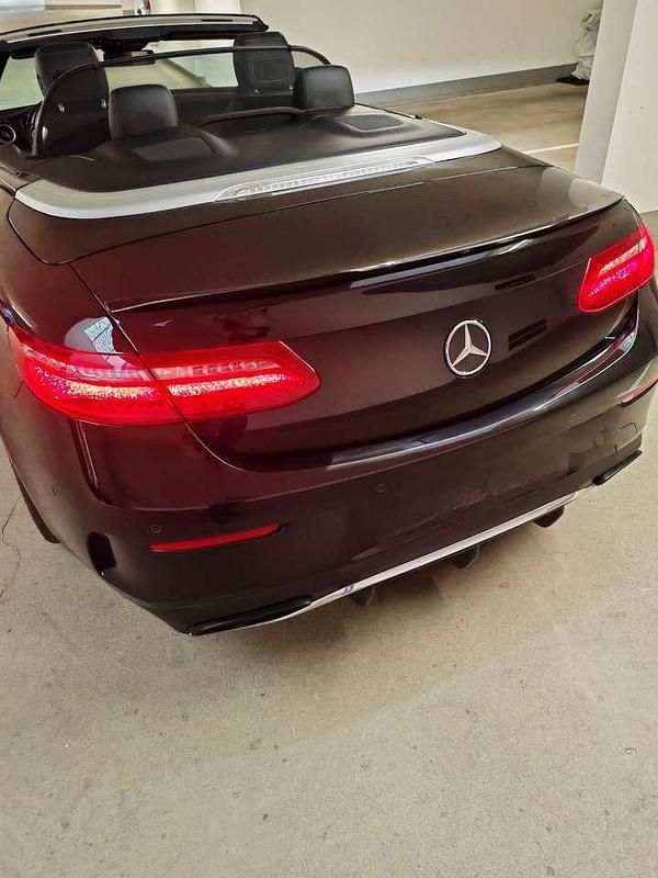 Schwarz Gebraucht 2017 Mercedes E200 Cabrio | 29.450 € (Etwas zu teuer) - Bild 1/4