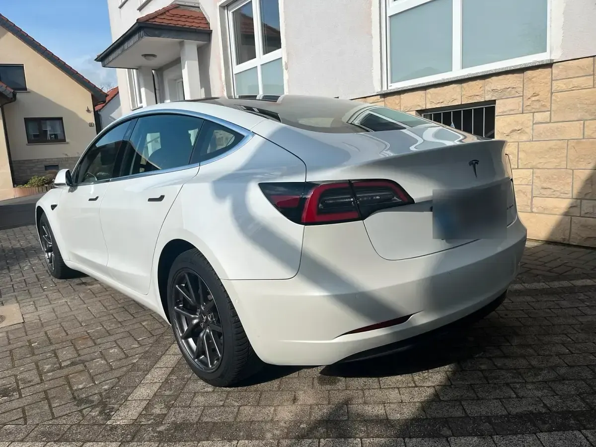 Gebraucht Tesla Model 3 365 kW (497 PS) 2020 Weiß Limousine