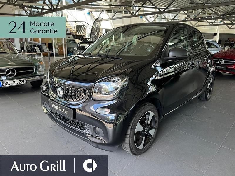 Gebraucht Smart ForFour Electric Drive 60 kW (82 PS) 2020 Karosserie in black Limousine
