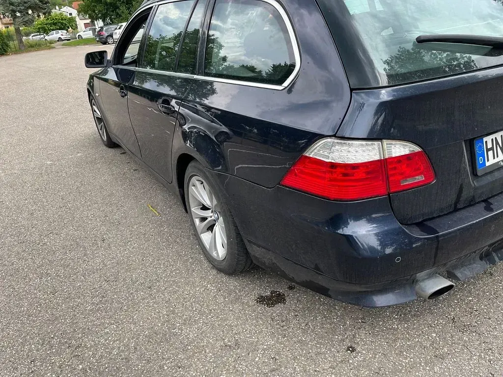 Second-hand BMW 520 163 CP (119 kW) 2009 Albastru Break