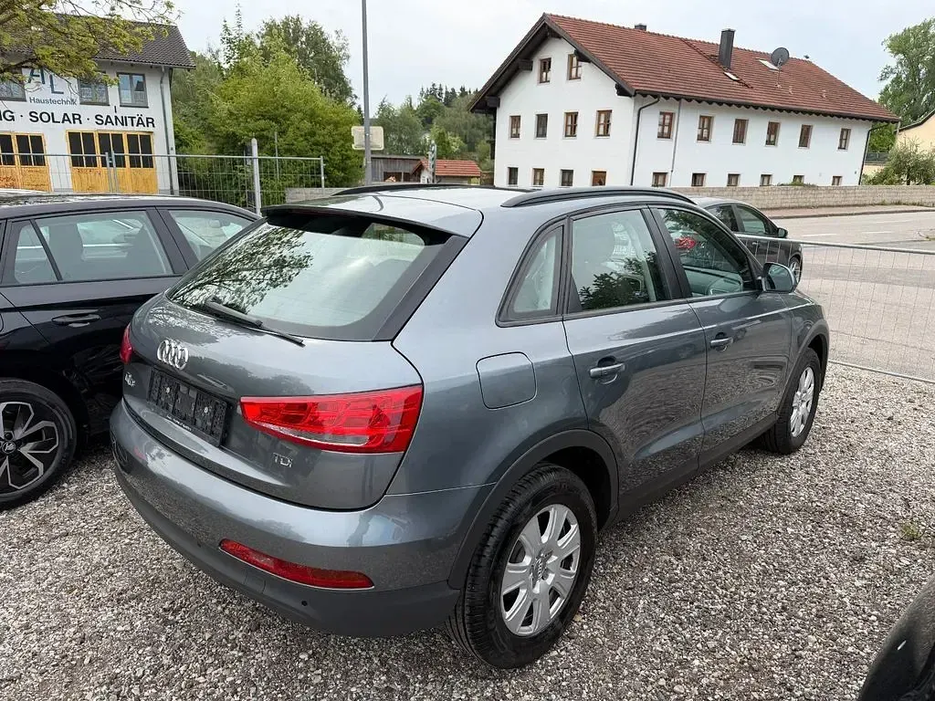 Gebraucht Audi Q3 Comfort 140 PS (102 kW) 2014 Grau SUV