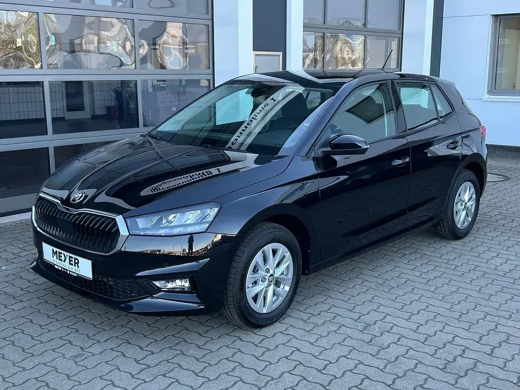 Neu Skoda Fabia Selection 116 PS (85 kW) 2026 Blackmagic perleffekt Kleinwagen