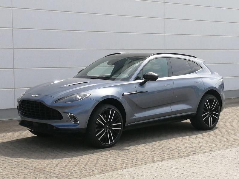 Blau Gebraucht 2022 Aston Martin DBX SUV | 154.998 € (Etwas zu teuer) - Bild 1/4