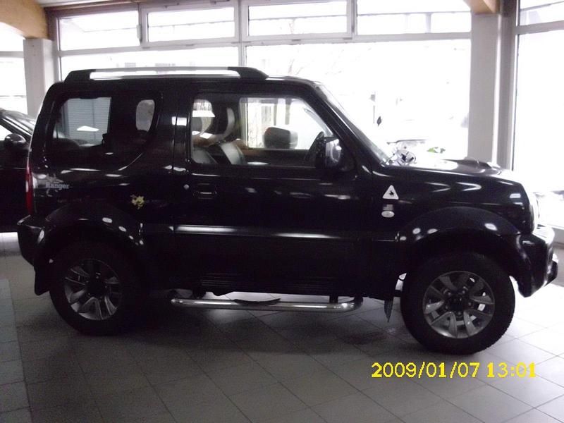 Gebraucht Suzuki Jimny Style 84 PS (61 kW) 2016 Schwarz SUV