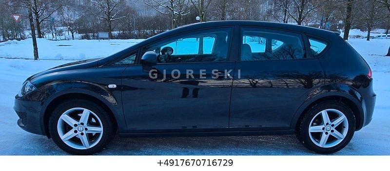 Usata Seat Leon 105 CV (77 kW) 2012 Nero Berlina