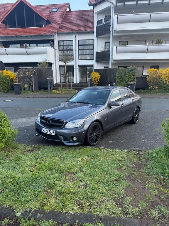 Gebraucht Mercedes C180 156 PS (114 kW) 2010 Andere farben Limousine