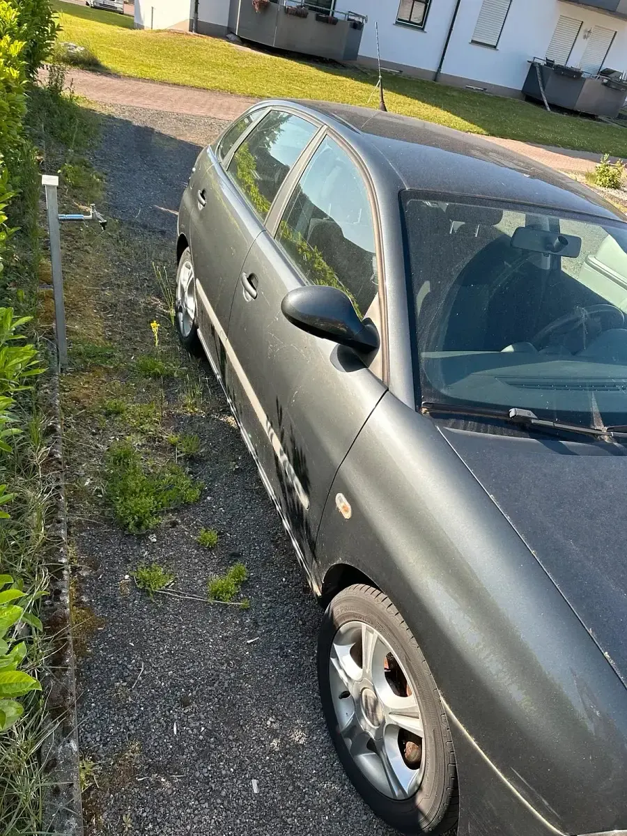 Używany Seat Ibiza 86 KM (63 kW) 2008 Szary Hatchback