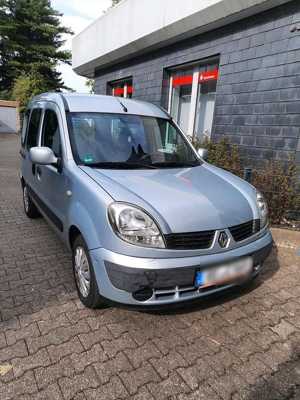 Grau Gebraucht 2006 VW Polo Kombi | 2.590 € (Etwas zu teuer) - Bild 1/4