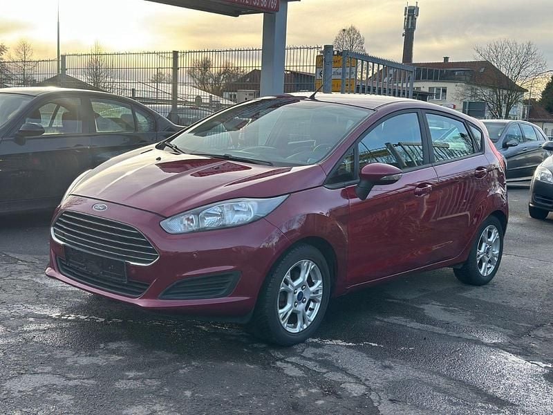Violet Gebraucht 2014 Ford Fiesta Trend Kleinwagen | 4.000 € (Fairer Preis) - Bild 1/4