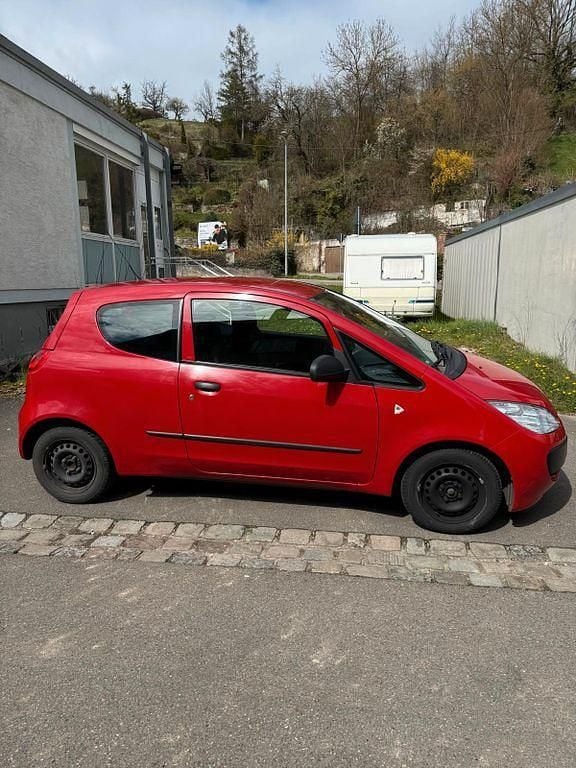 Gebraucht Mitsubishi Colt 95 PS (69 kW) 2006 Rot Limousine