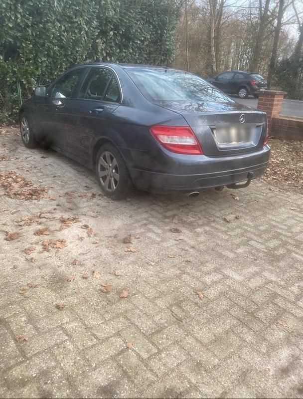 Gebraucht Mercedes C220 170 PS (125 kW) 2008 Grau Limousine