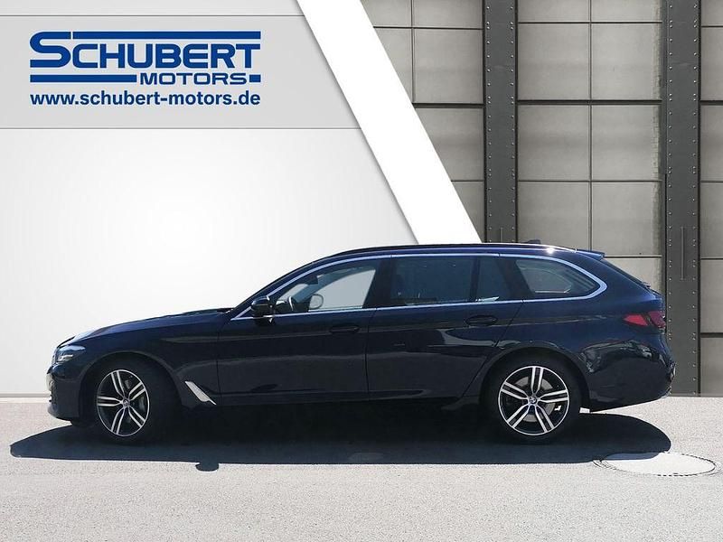 Gebraucht BMW 530 286 PS (210 kW) 2022 Blau Kombi