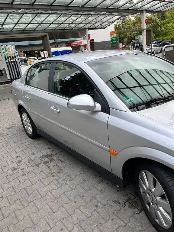 Gebraucht Opel Vectra Comfort 122 PS (89 kW) 2002 Silber Limousine