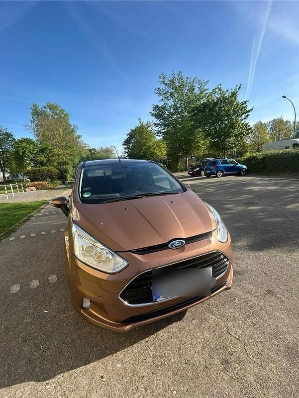 Gold Gebraucht 2016 Ford B-MAX Van / Kleinbus | 6.700 € (Guter Preis) - Bild 1/4