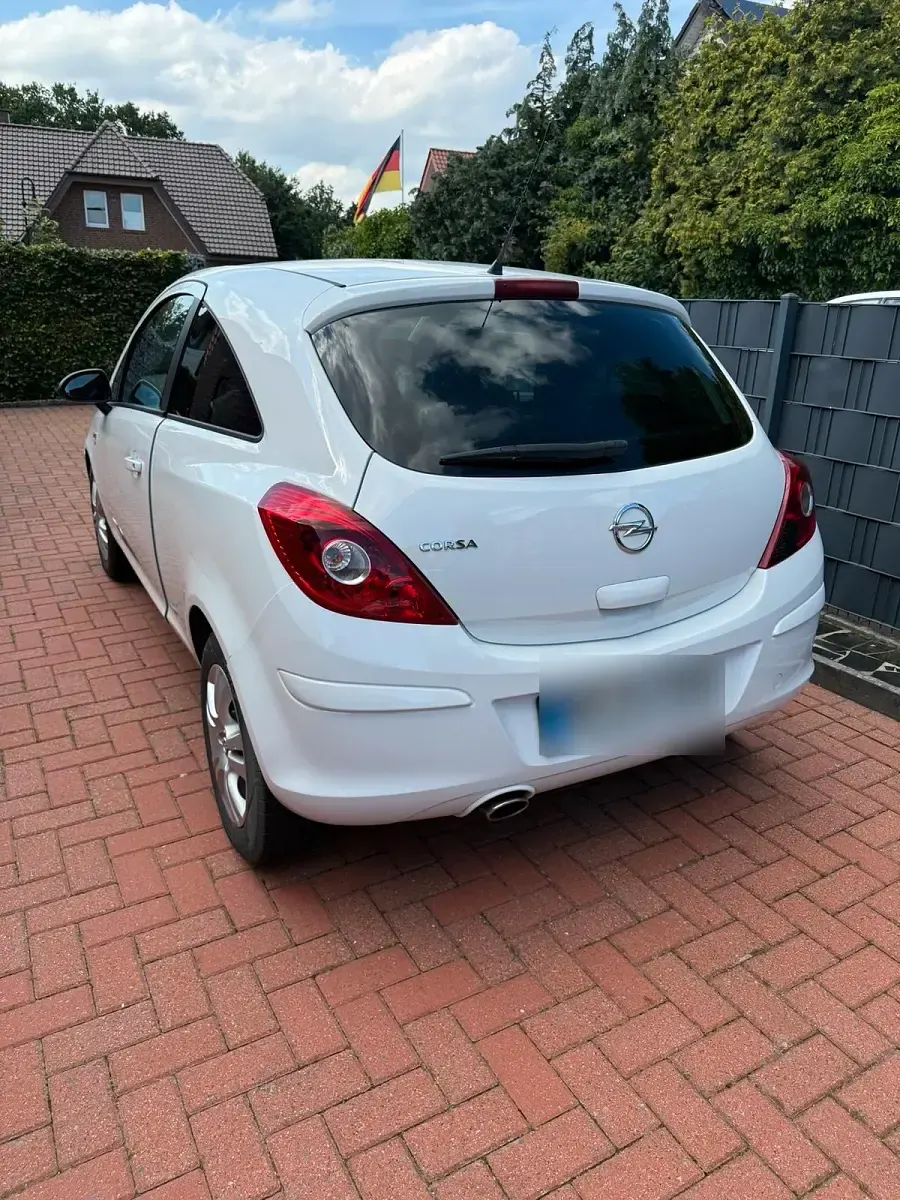 Gebraucht Opel Corsa 87 PS (63 kW) 2011 Kleinwagen