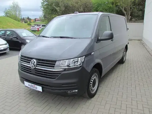 Używany VW T6.1 110 KM (80 kW) 2022 Szary Van