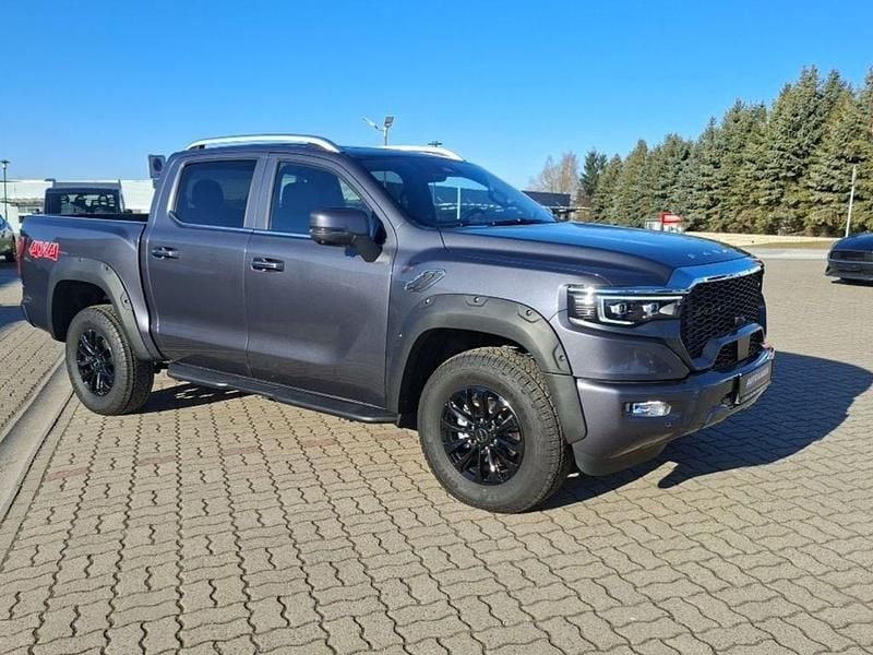 Gebraucht Foton 4 159 PS (116 kW) 2025 Schwarz Abholung