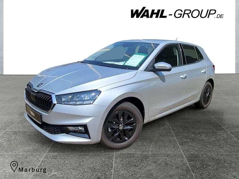 Silber Gebraucht 2024 Skoda Fabia Selection Kleinwagen | 19.990 € (Guter Preis) - Bild 1/4