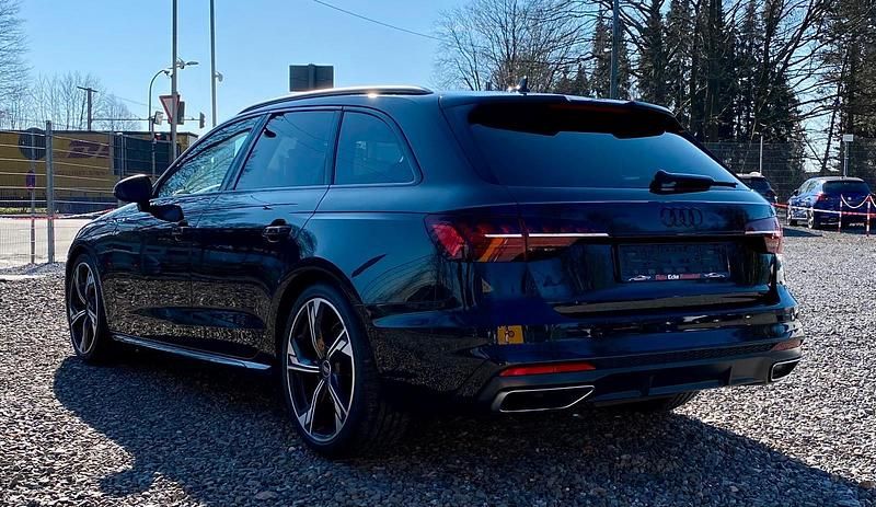 Gebraucht Audi A4 S-Line 163 PS (119 kW) 2022 Schwarz Kombi