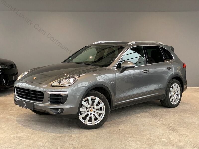 Grau Gebraucht 2017 Porsche Cayenne S SUV | 49.000 € (Fairer Preis) - Bild 1/4