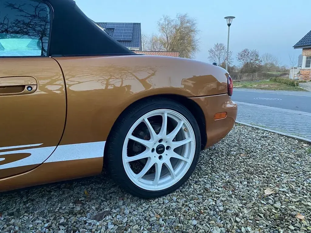 Gebraucht Mazda MX5 110 PS (80 kW) 1998 Orange Cabrio