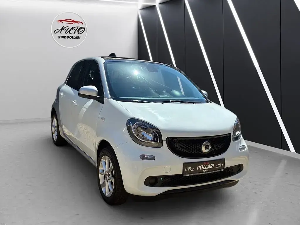 Gebraucht Smart ForFour 71 PS (52 kW) 2017 Weiß Kleinwagen