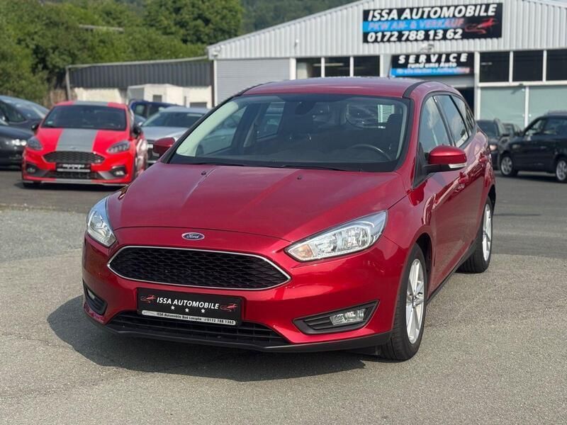 Rot Gebraucht 2017 Ford Focus Trend Kombi | 4.999 € (Fairer Preis) - Bild 1/4