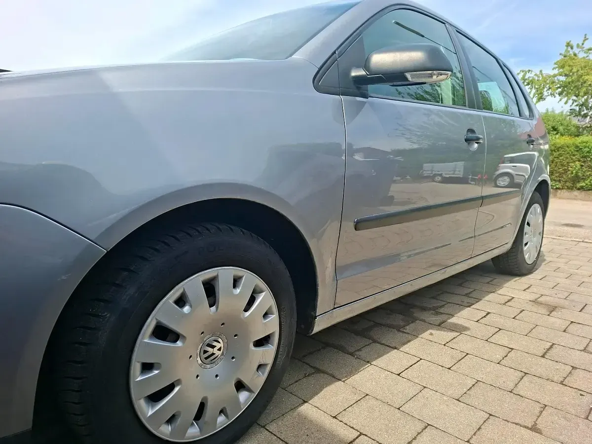 Gebraucht VW Polo 80 PS (58 kW) 2006 Grau Kleinwagen