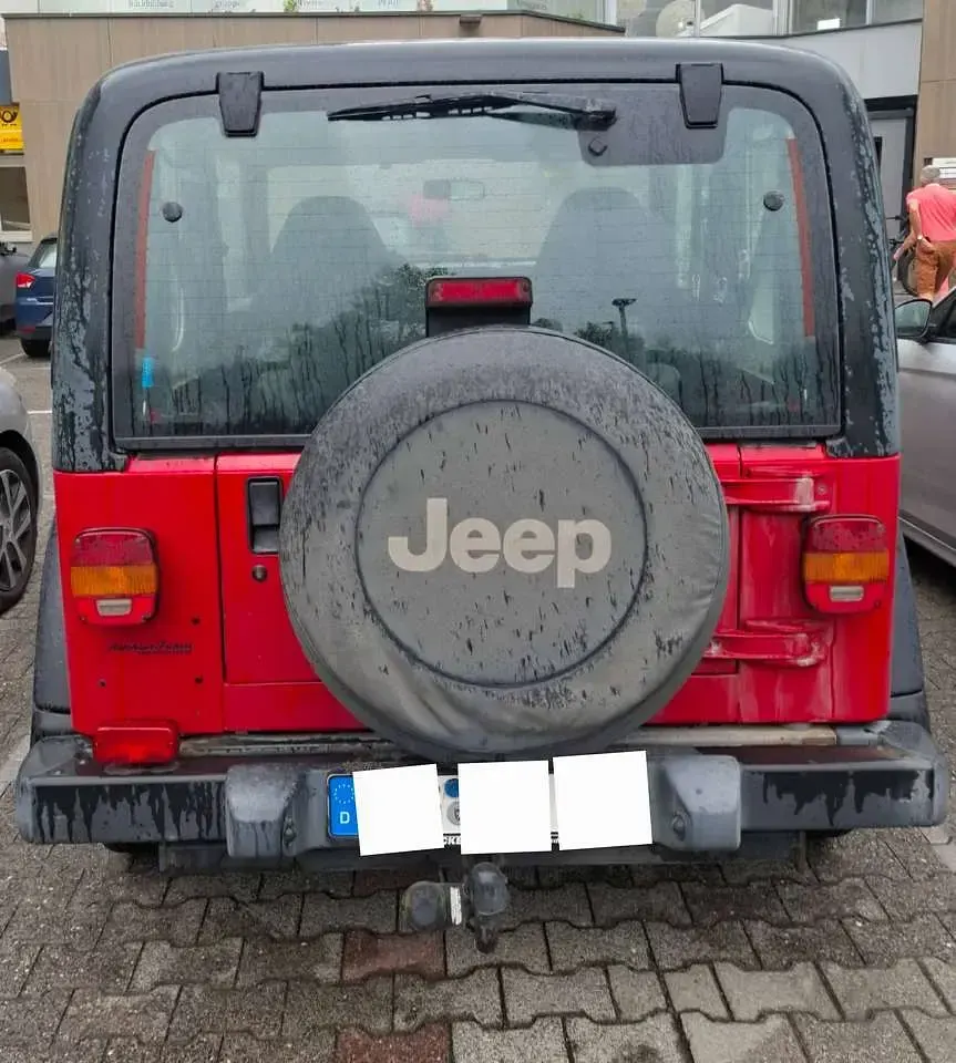 Gebraucht Jeep Wrangler 121 PS (88 kW) 1998 Rot SUV