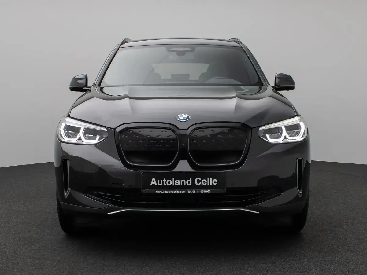 Używany BMW iX3 Impressive 210 kW (286 KM) 2021 Szary SUV
