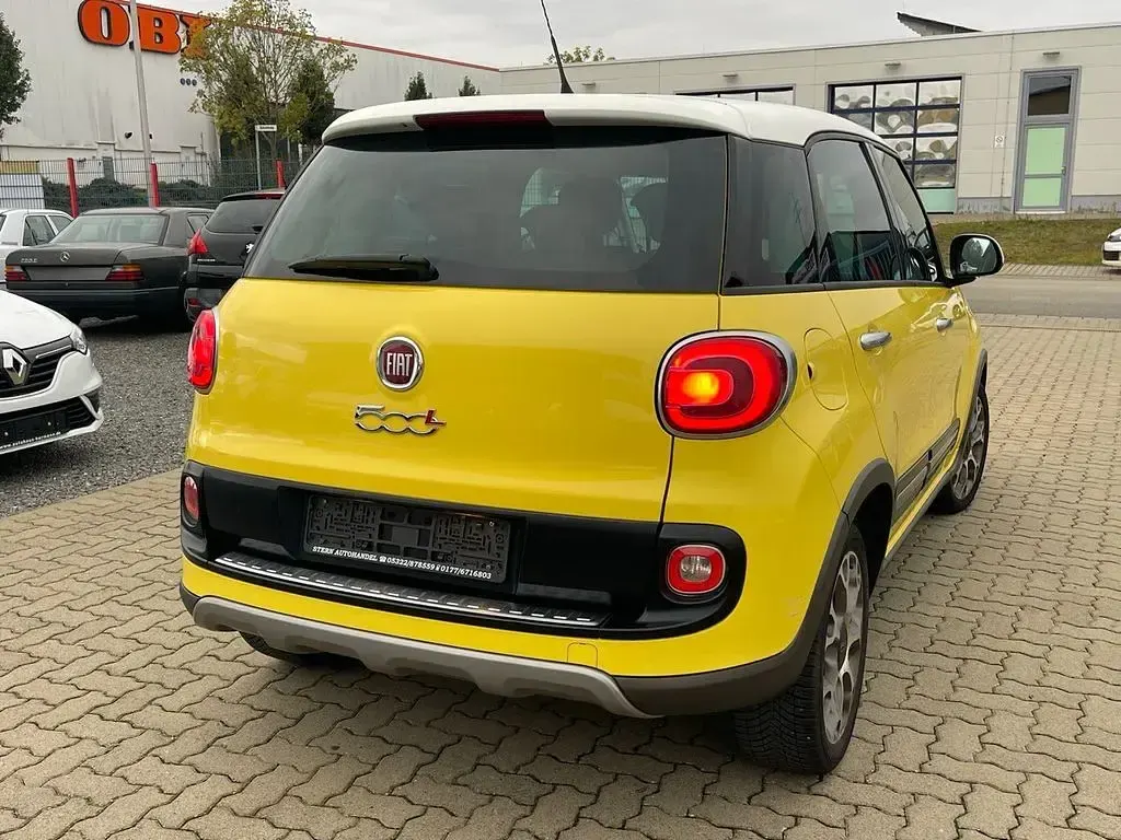 Gebraucht Fiat 500L Trekking 105 PS (77 kW) 2014 Weiß Van / Kleinbus