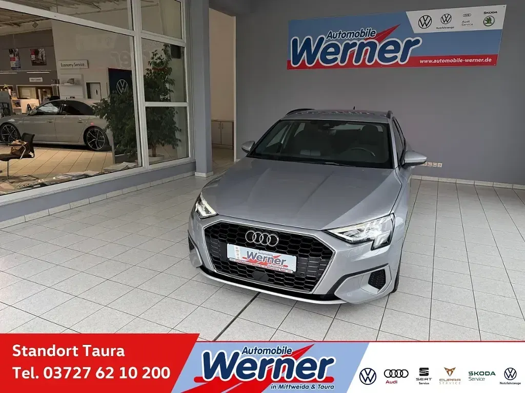 Gebraucht Audi A3 Ambiente 150 PS (110 kW) 2021 Limousine