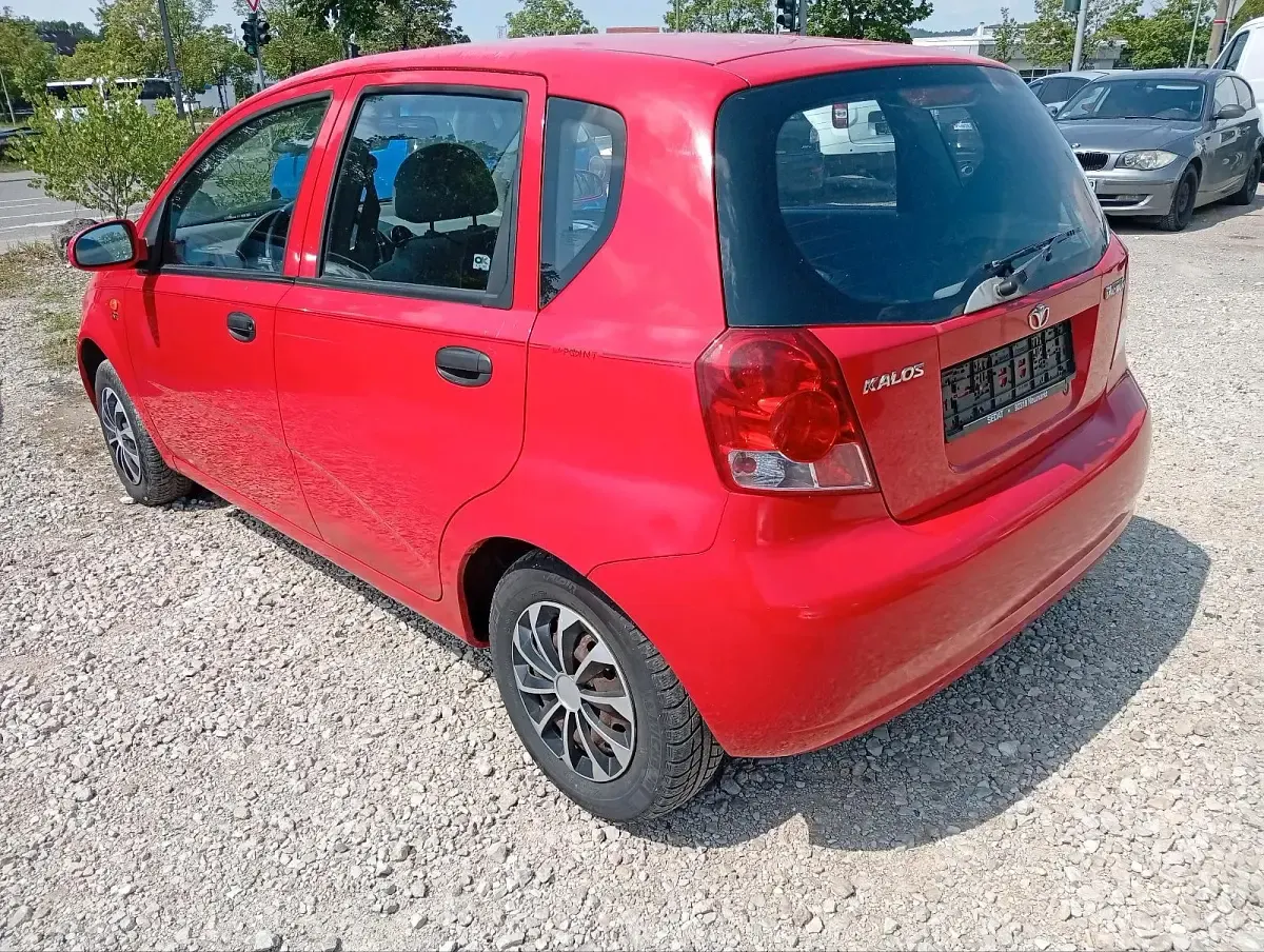 Gebraucht Chevrolet Kalos 83 PS (61 kW) 2003 Rot Kleinwagen