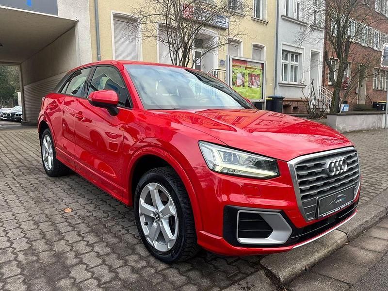 Gebraucht Audi Q2 Sport 150 PS (110 kW) 2017 Rot SUV