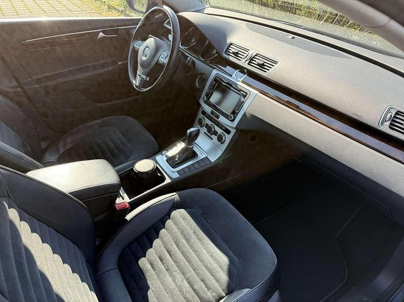 Gebraucht VW Passat Highline 140 PS (102 kW) 2014 Kombi