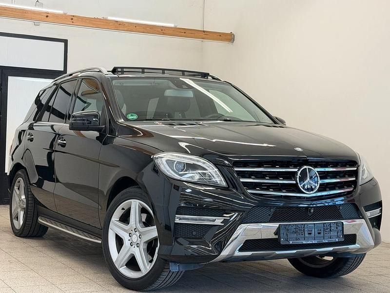 Gebraucht Mercedes ML350 258 PS (189 kW) 2014 Schwarz SUV
