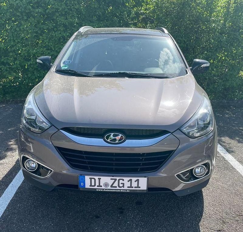 Gebraucht Hyundai ix35 Trend 184 PS (135 kW) 2015 Braun SUV