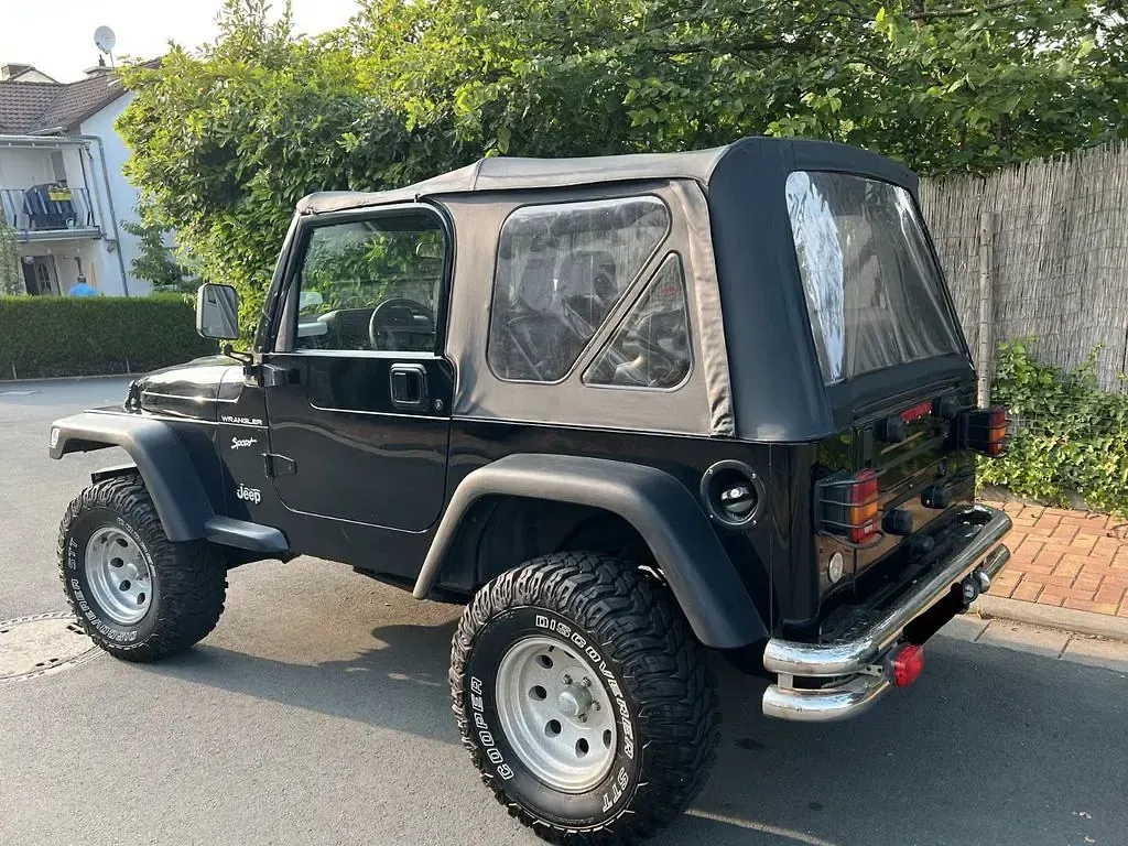 Gebraucht Jeep Wrangler Sport 143 PS (105 kW) 2002 Schwarz SUV