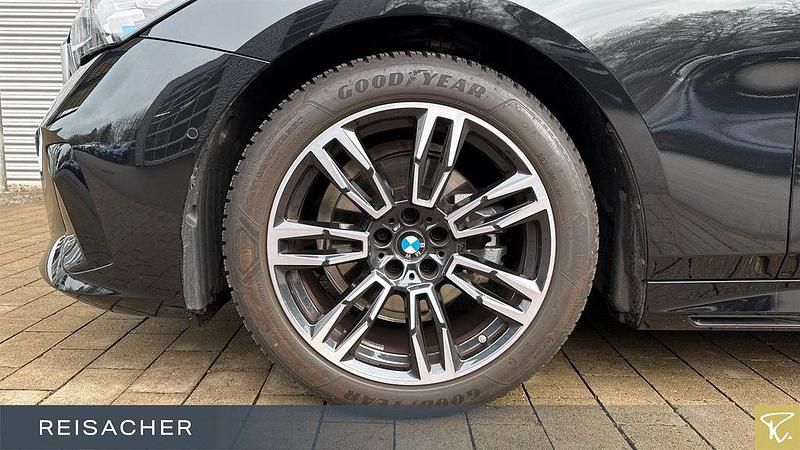 Gebraucht BMW 520 Comfort Edition 190 PS (139 kW) 2025 Saphirschwarz metallic Limousine