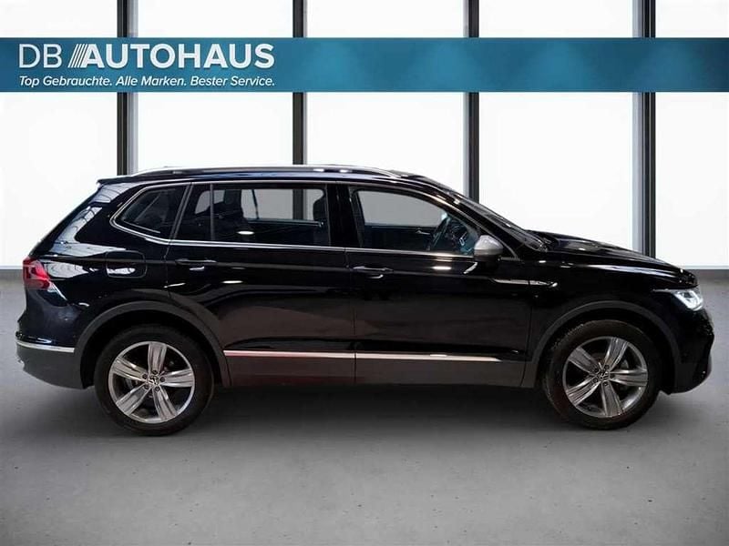 Gebraucht VW Tiguan Allspace Elegance 150 PS (110 kW) 2024 Schwarz SUV