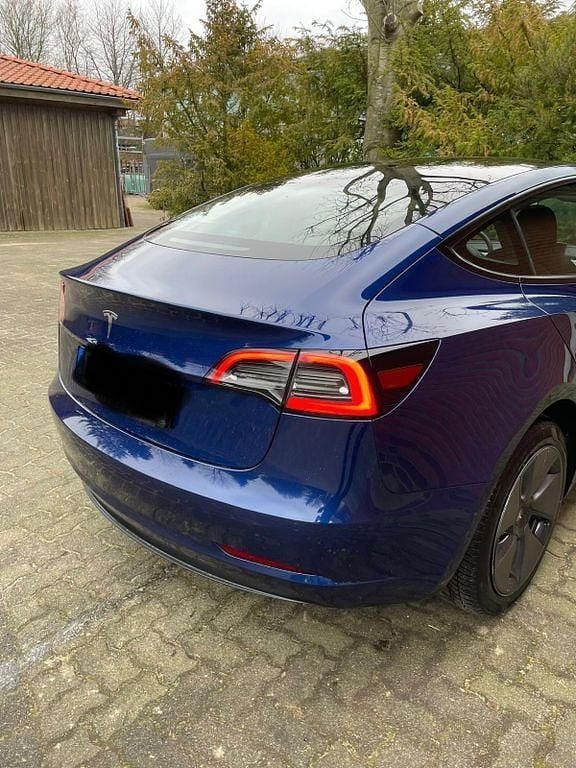 Gebraucht Tesla Model 3 RWD 239 kW (325 PS) 2022 Blau Limousine