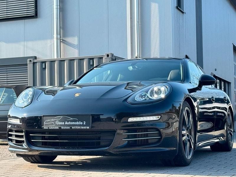 Gebraucht Porsche Panamera 4S 420 PS (308 kW) 2014 Schwarz Kleinwagen