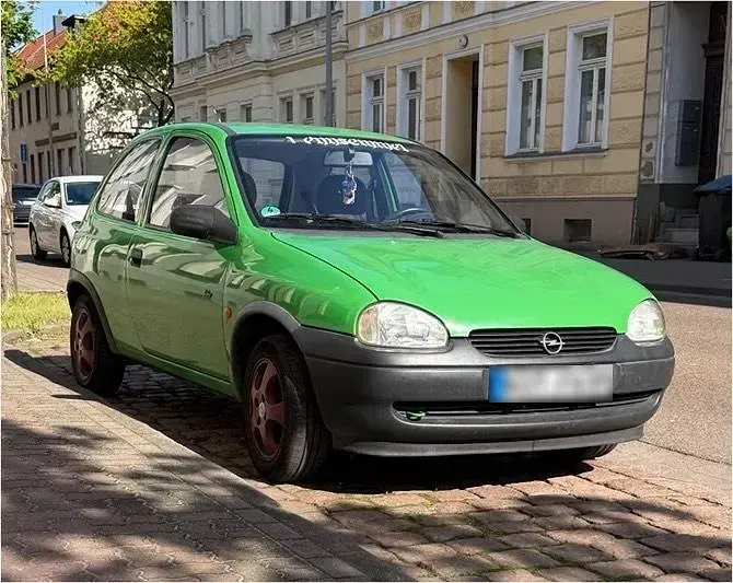 Gebraucht Opel Corsa 54 PS (39 kW) 1998 Grün Kleinwagen
