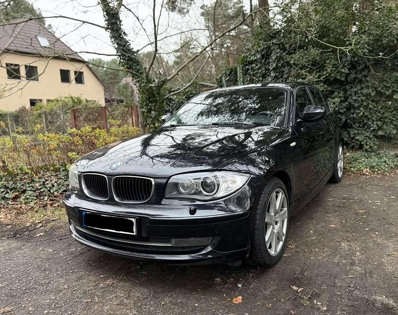 Gebraucht 2012 BMW 123 Lifestyle Kleinwagen | 4.999 € (Superpreis) - Bild 1/4