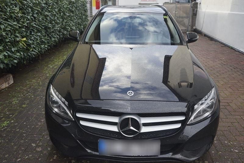 Gebraucht Mercedes C220 170 PS (125 kW) 2017 Schwarz Kombi