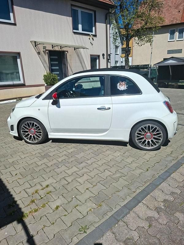 Usado Abarth 595C 160 HP (117 kW) 2016 Branco Cabrios