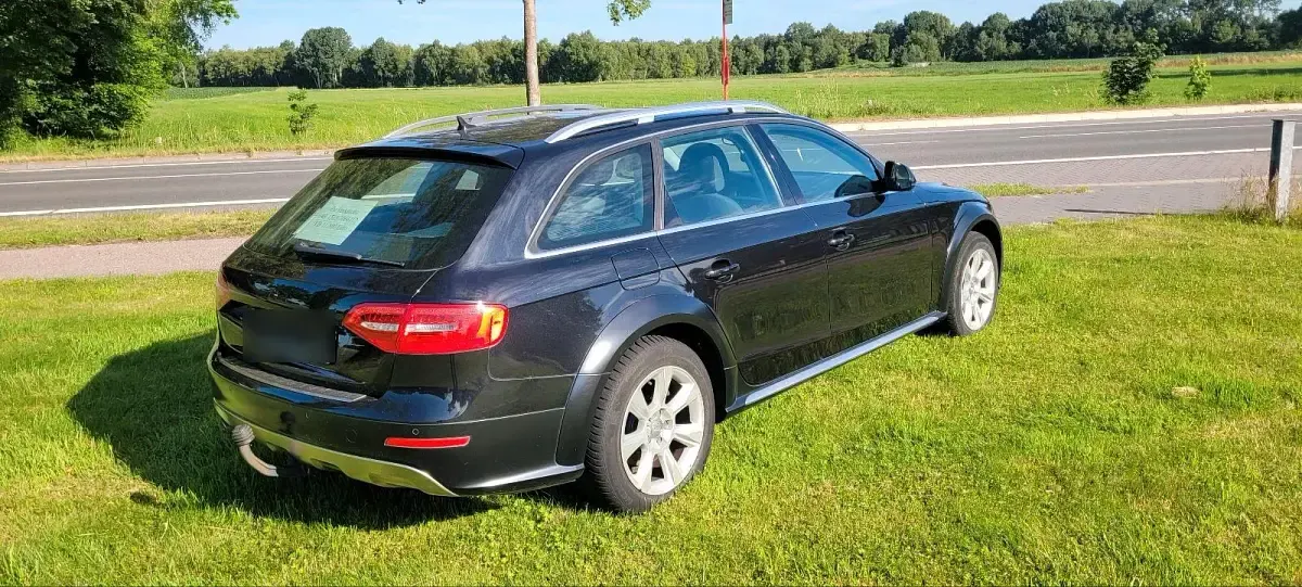 Gebraucht Audi A4 Allroad 177 PS (130 kW) 2012 Schwarz Kombi