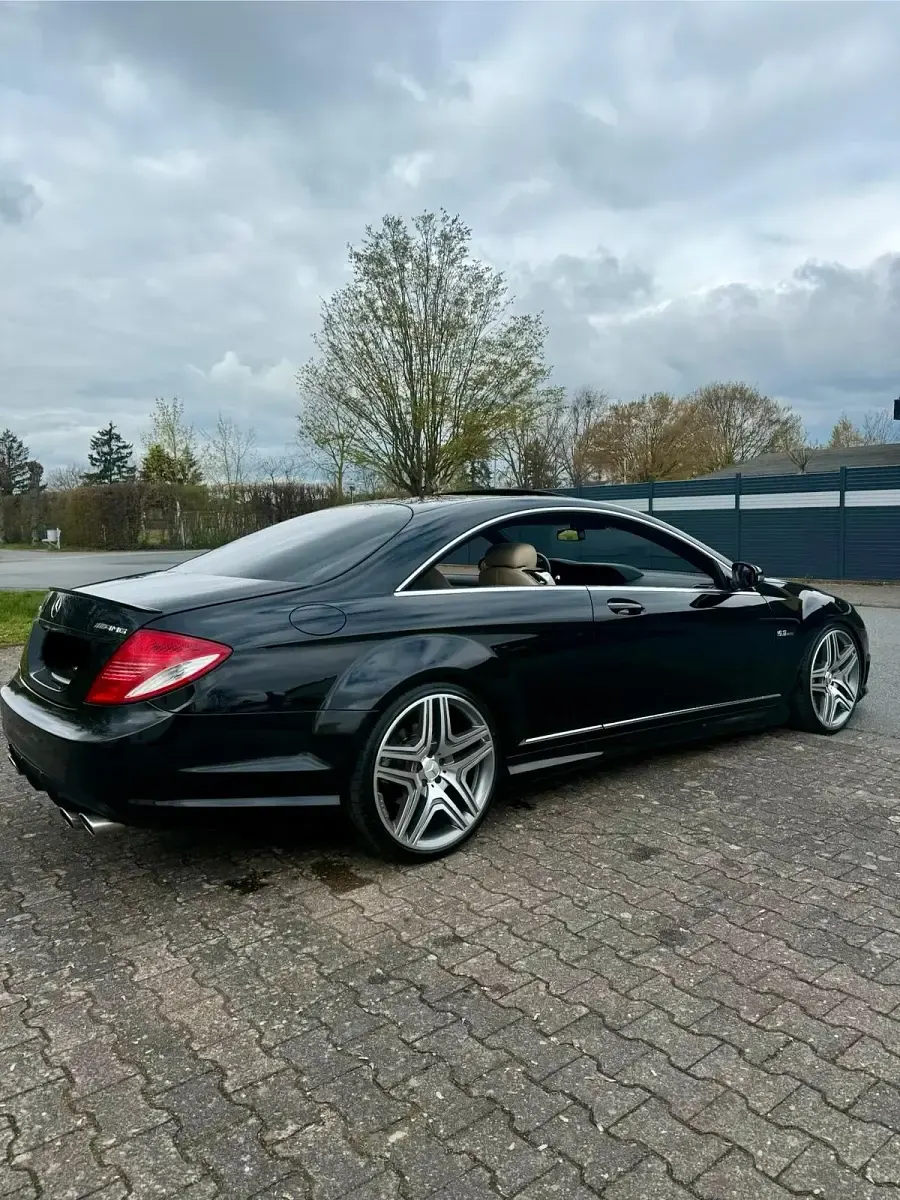 Gebraucht Mercedes CL500 387 PS (284 kW) 2008 Schwarz Coupé